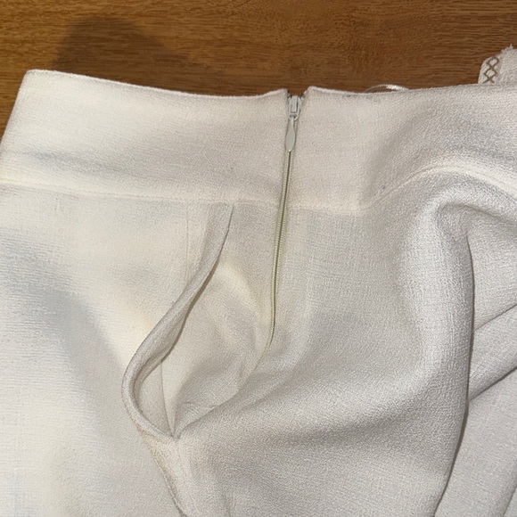 White Sleeveless Top and Pants Set - Picture 4 of 6